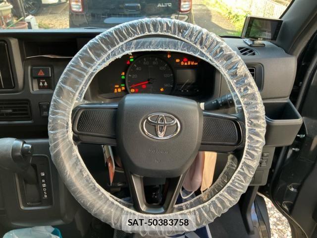 Toyota PIXIS VAN 2022-03 8316376-14
