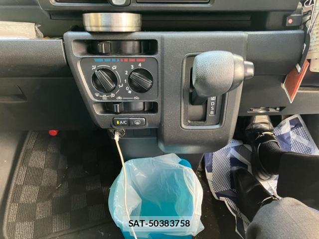 Toyota PIXIS VAN 2022-03 8316376-19