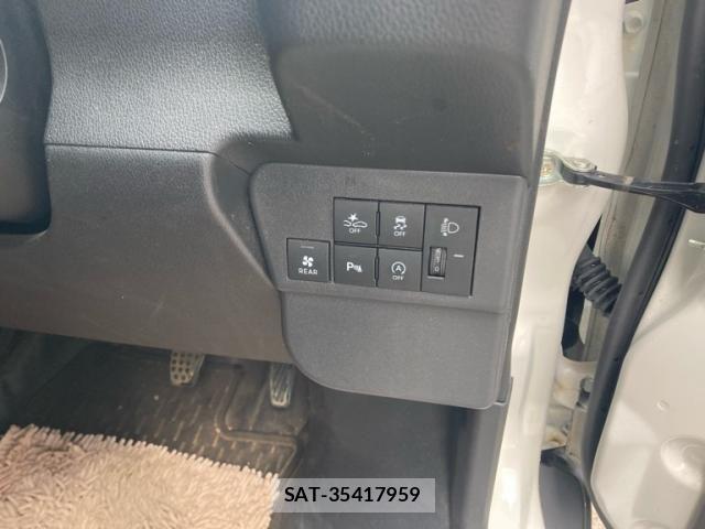 Toyota PIXIS VAN 2022-11 8337378-14