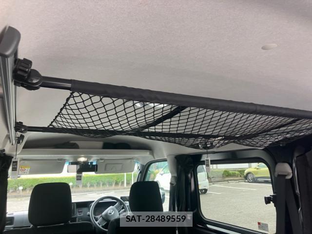 Toyota PIXIS VAN 2021-12 8368096-13