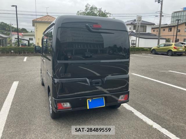 Toyota PIXIS VAN 2021-12 8368096-3
