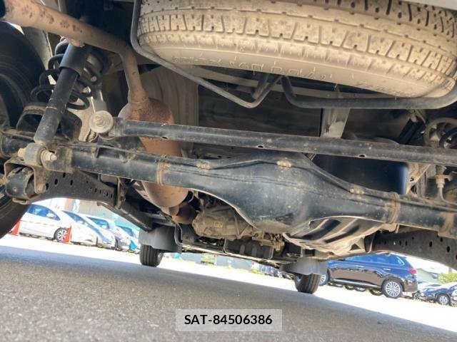 Toyota PIXIS VAN 2013-09 8414368-17