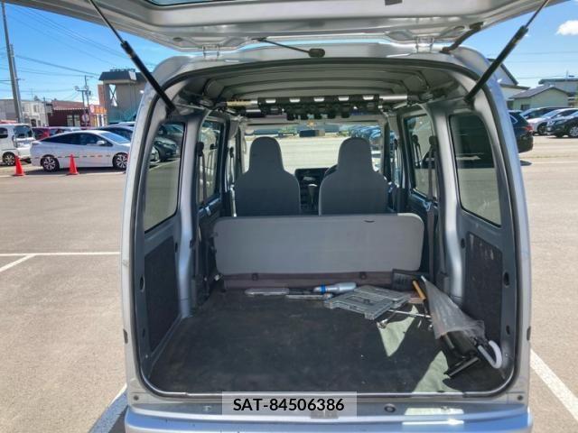 Toyota PIXIS VAN 2013-09 8414368-6