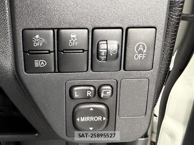Toyota PIXIS VAN 2021-07 8414366-11