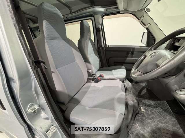 Toyota PIXIS VAN 2012-06 8563169-10
