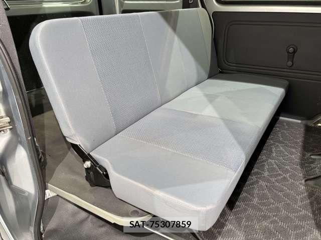 Toyota PIXIS VAN 2012-06 8563169-15