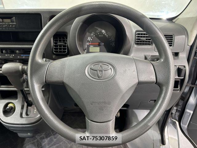 Toyota PIXIS VAN 2012-06 8563169-20
