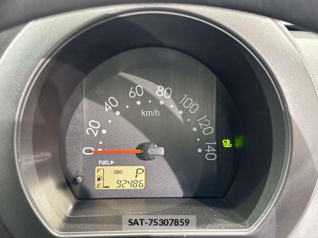 Toyota PIXIS VAN 2012-06 8563169-21