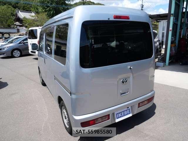 Toyota PIXIS VAN 2017-07 8686279-4