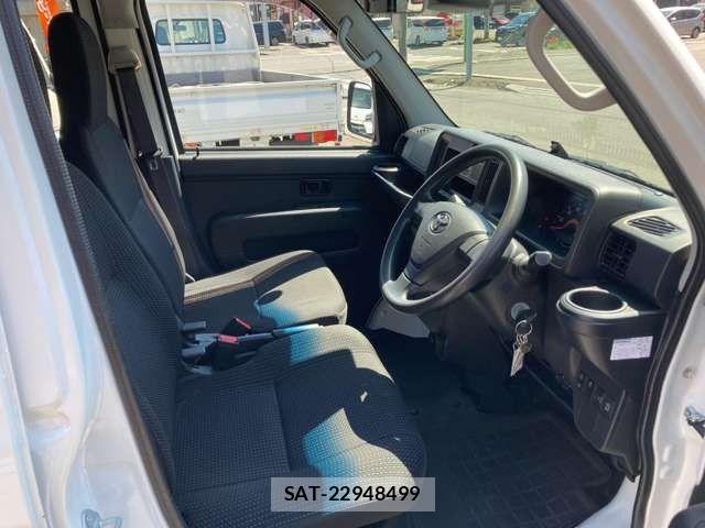 Toyota PIXIS VAN 2019-12 8871819-19