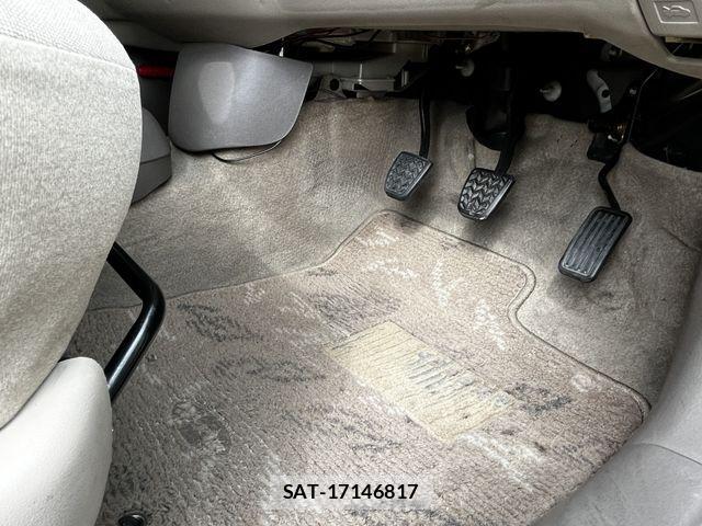Toyota PLATZ 2002-10 1322896-11