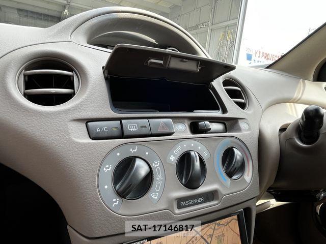 Toyota PLATZ 2002-10 1322896-13