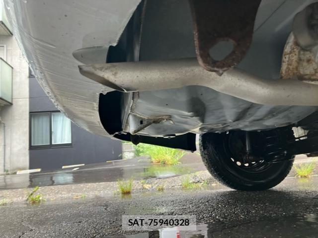 Toyota PLATZ 2003-05 7509670-15