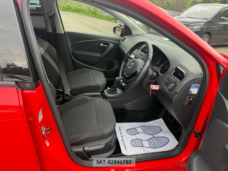 VolksWagen POLO 2014-10 1284785-14