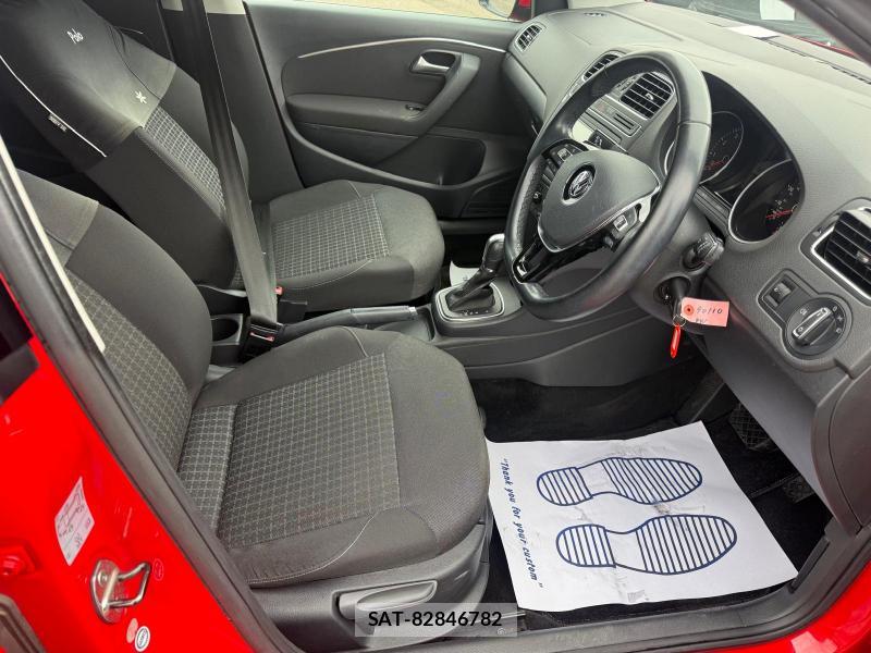 VolksWagen POLO 2014-10 1284785-15