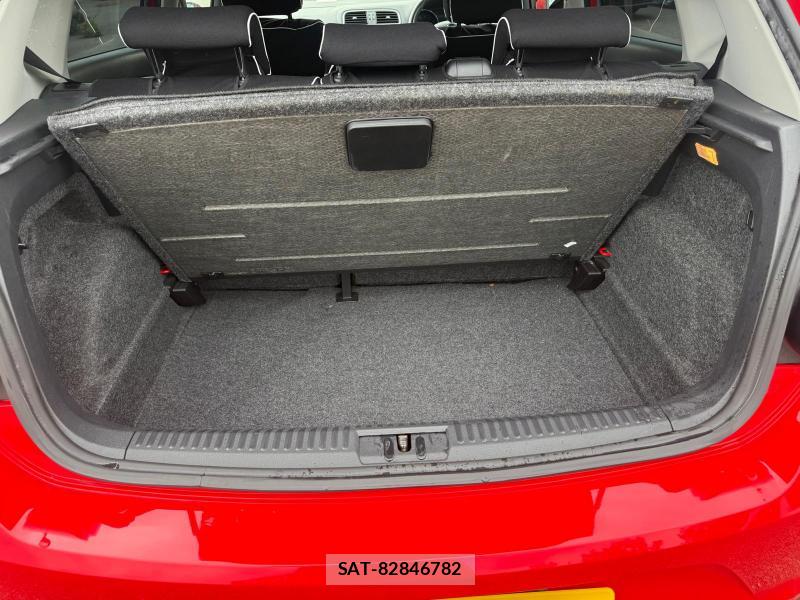 VolksWagen POLO 2014-10 1284785-30
