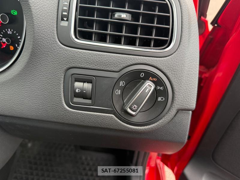 VolksWagen POLO 2016-09 1191699-14