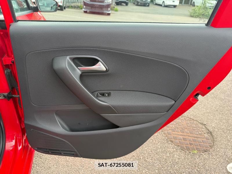 VolksWagen POLO 2016-09 1191699-18