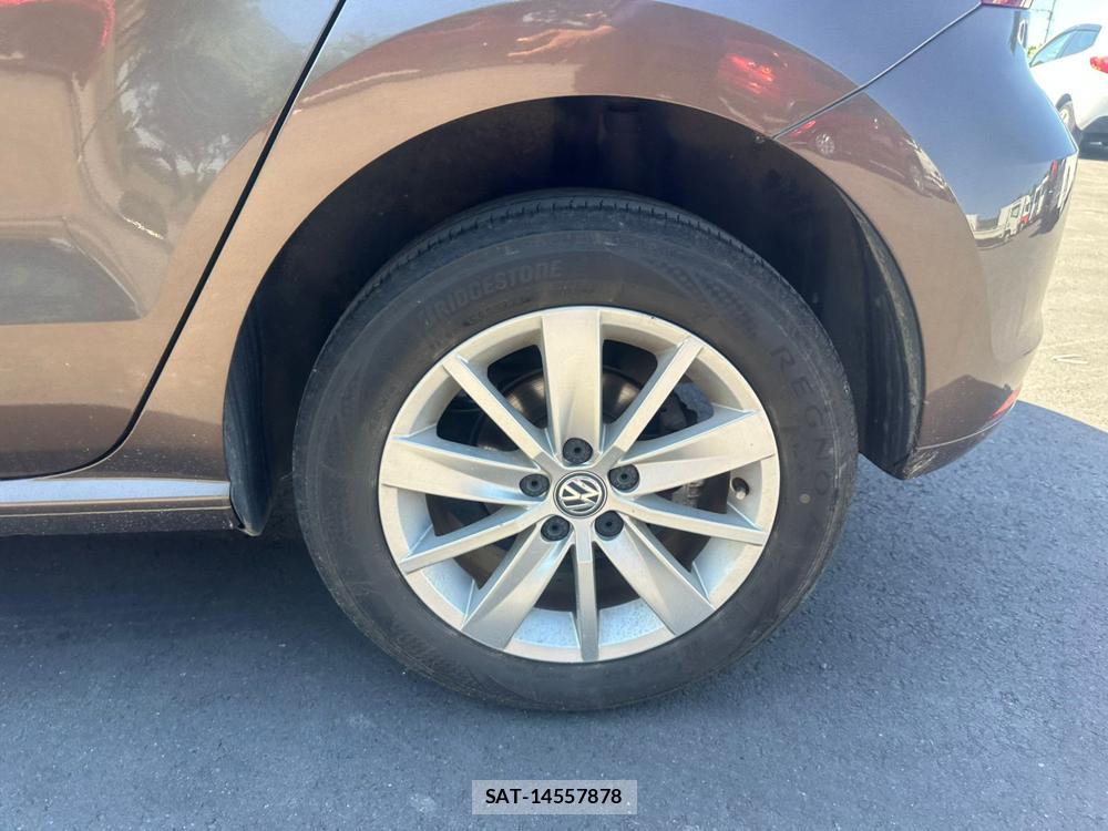 VolksWagen POLO 2015 7075112-28