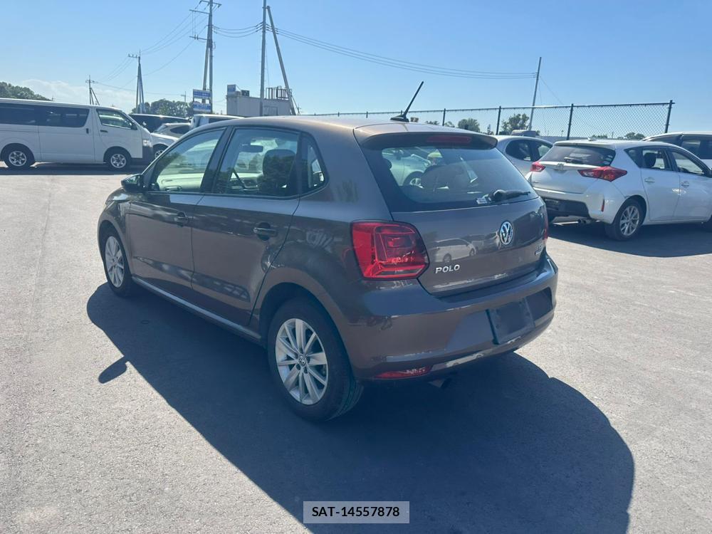VolksWagen POLO 2015 7075112-2