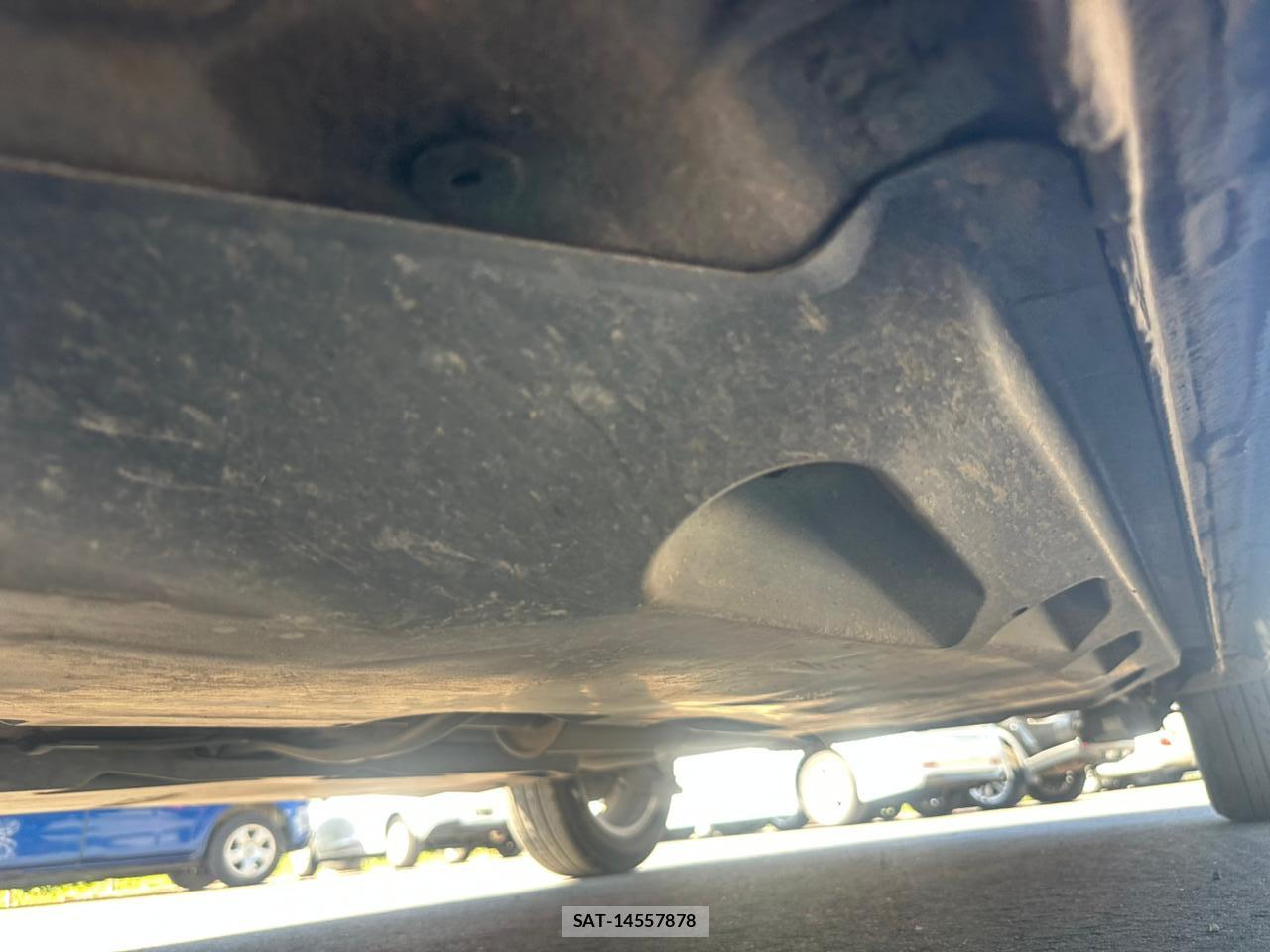 VolksWagen POLO 2015 7075112-34