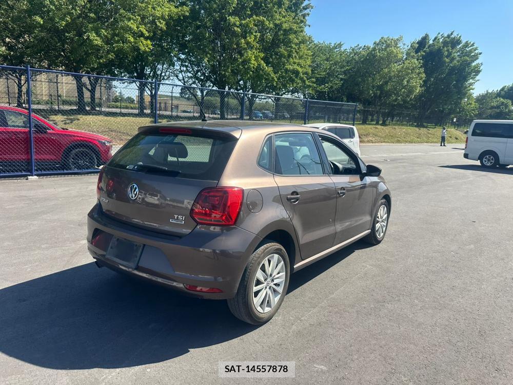 VolksWagen POLO 2015 7075112-4