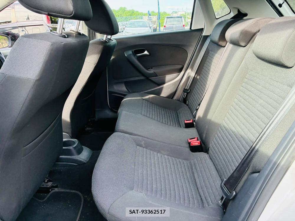VolksWagen POLO 2012-03 7491199-9