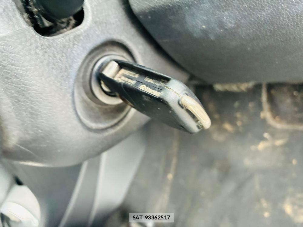 VolksWagen POLO 2012-03 7491199-16