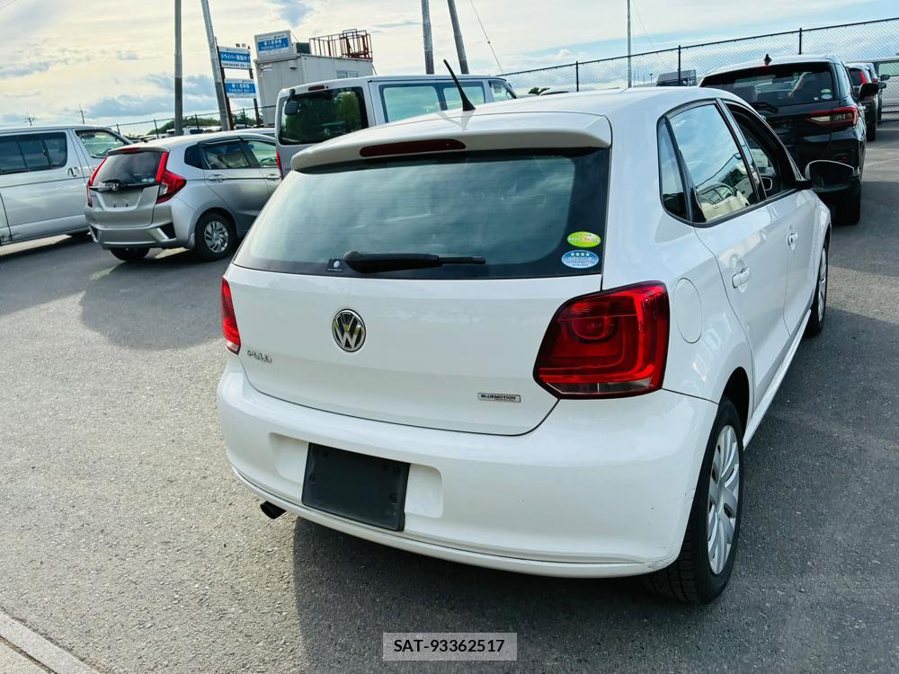 VolksWagen POLO 2012-03 7491199-4