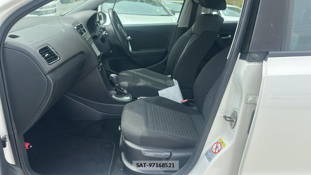 VolksWagen POLO 2013-04 6773411-10