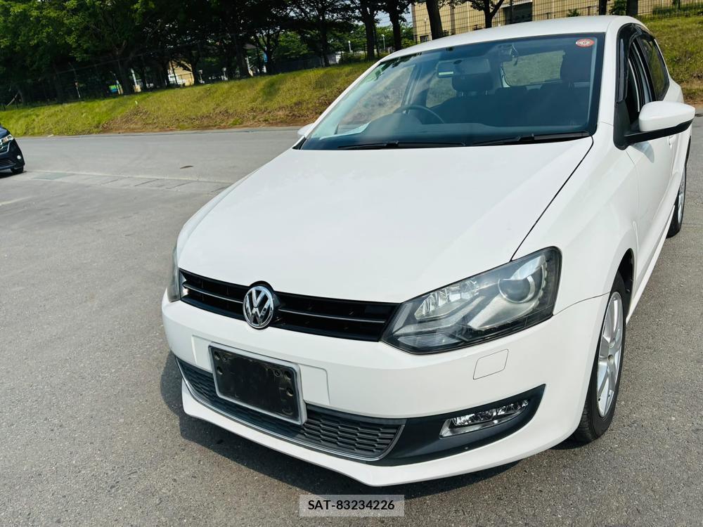 VolksWagen POLO 2013-09 7491203-0