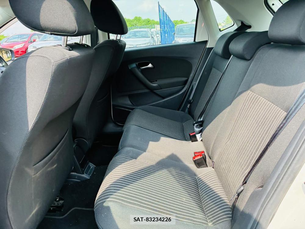 VolksWagen POLO 2013-09 7491203-9
