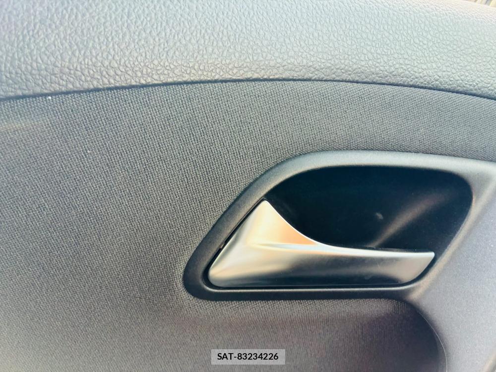 VolksWagen POLO 2013-09 7491203-22