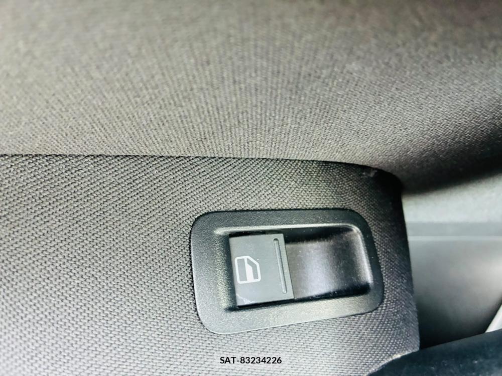 VolksWagen POLO 2013-09 7491203-23