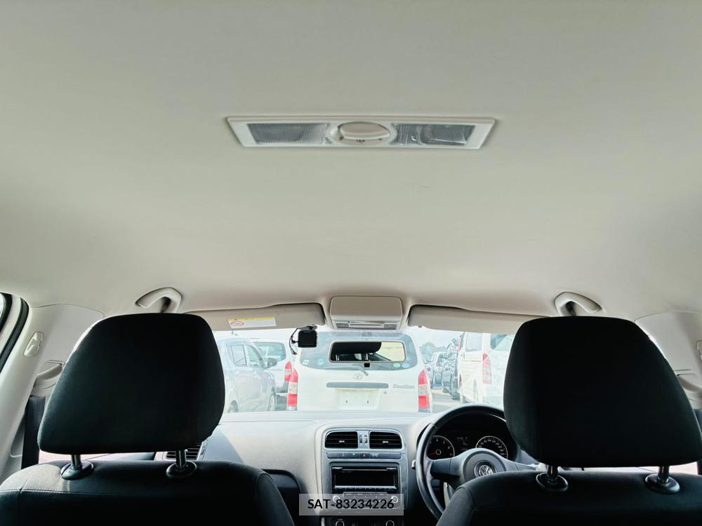 VolksWagen POLO 2013-09 7491203-24
