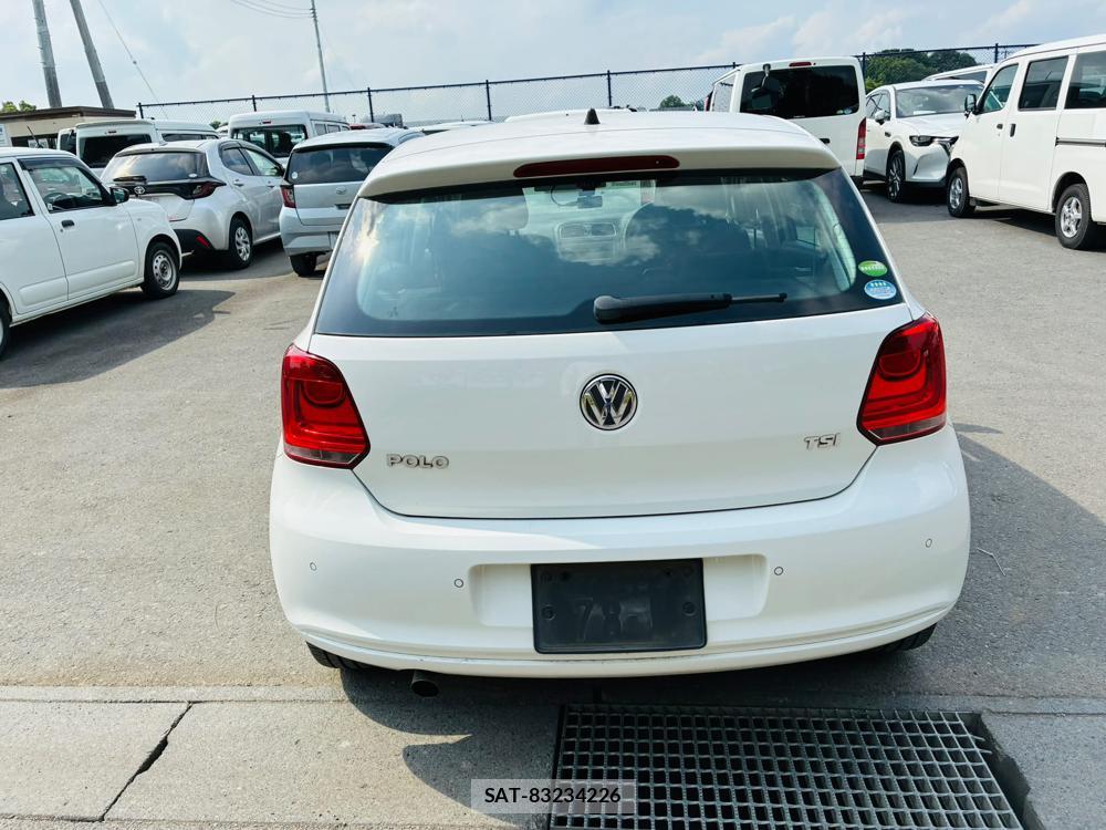 VolksWagen POLO 2013-09 7491203-3