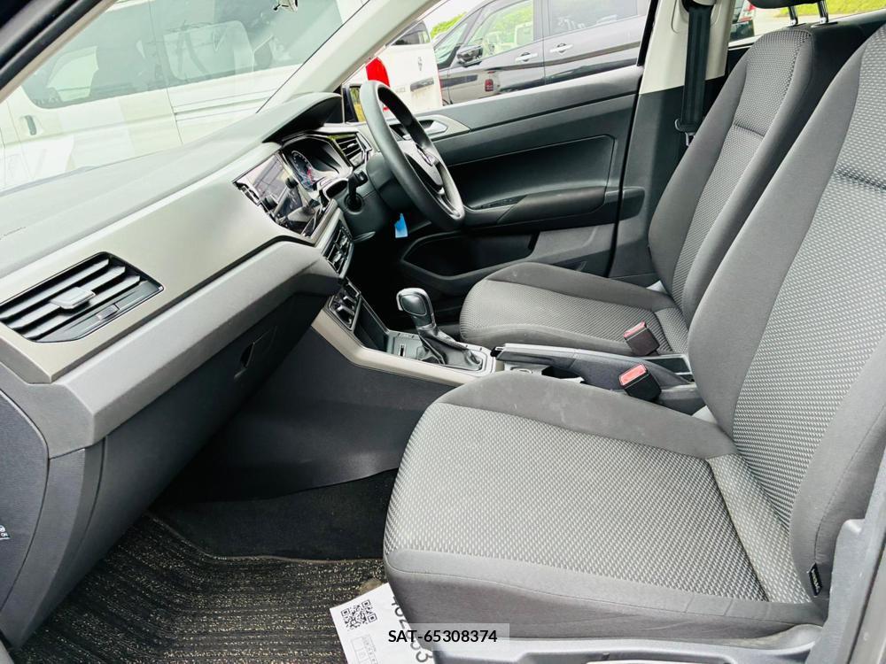 VolksWagen POLO 2018-08 7840160-10