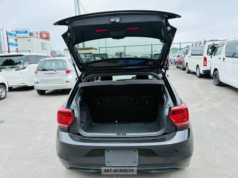 VolksWagen POLO 2018-08 7840160-26