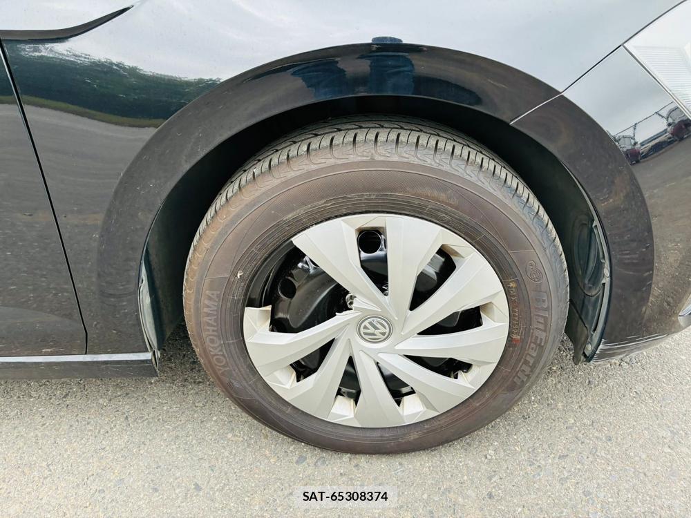 VolksWagen POLO 2018-08 7840160-28