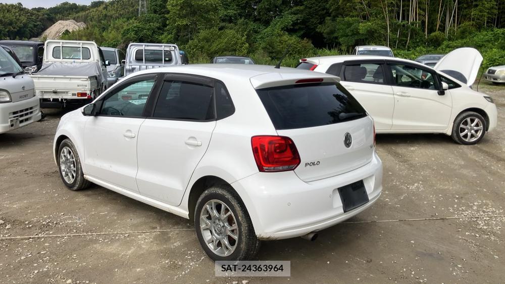 VolksWagen POLO 2013 7180528-2