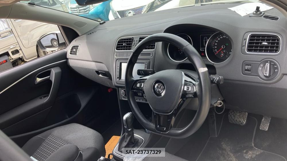 VolksWagen POLO 2014-12 7383196-13