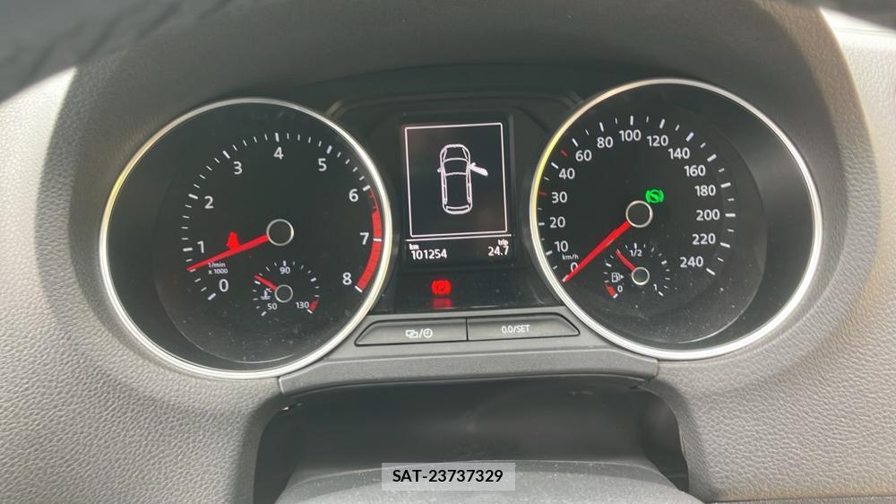 VolksWagen POLO 2014-12 7383196-14