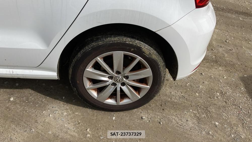 VolksWagen POLO 2014-12 7383196-25