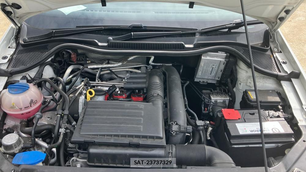 VolksWagen POLO 2014-12 7383196-32