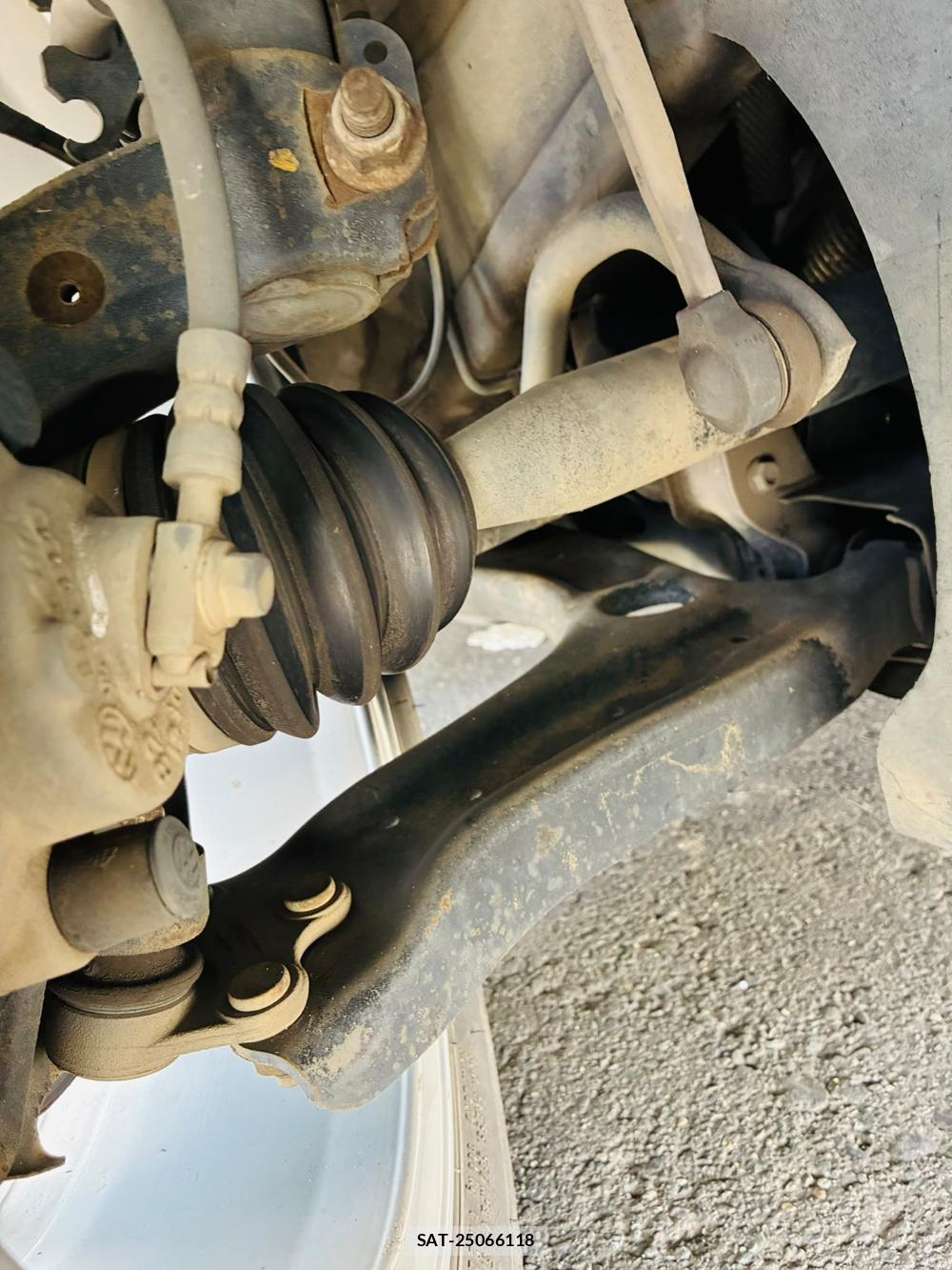 VolksWagen POLO 2015-03 7892152-33