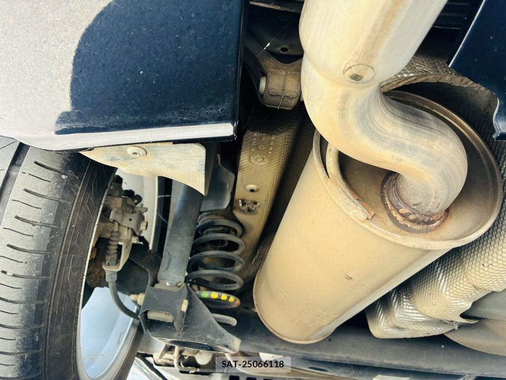 VolksWagen POLO 2015-03 7892152-35
