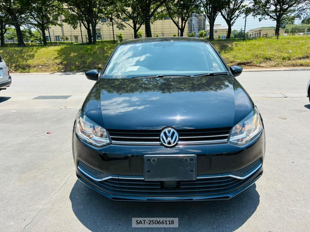 VolksWagen POLO 2015-03 7892152-7