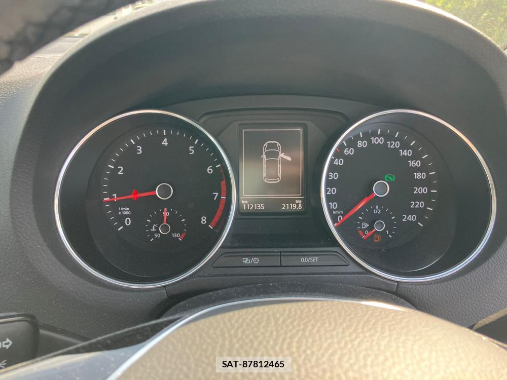 VolksWagen POLO 2016-08 1243857-15