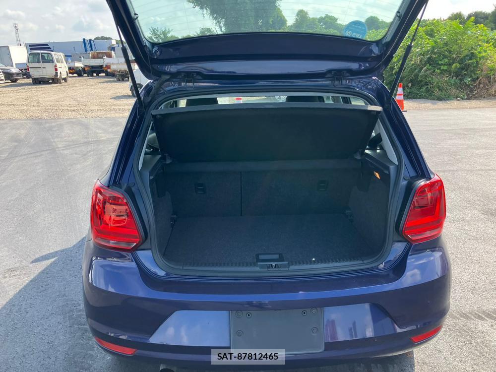 VolksWagen POLO 2016-08 1243857-29