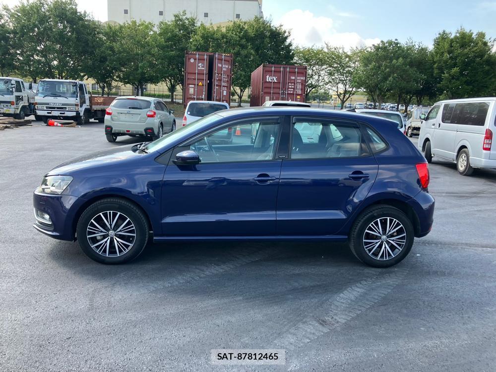 VolksWagen POLO 2016-08 1243857-5